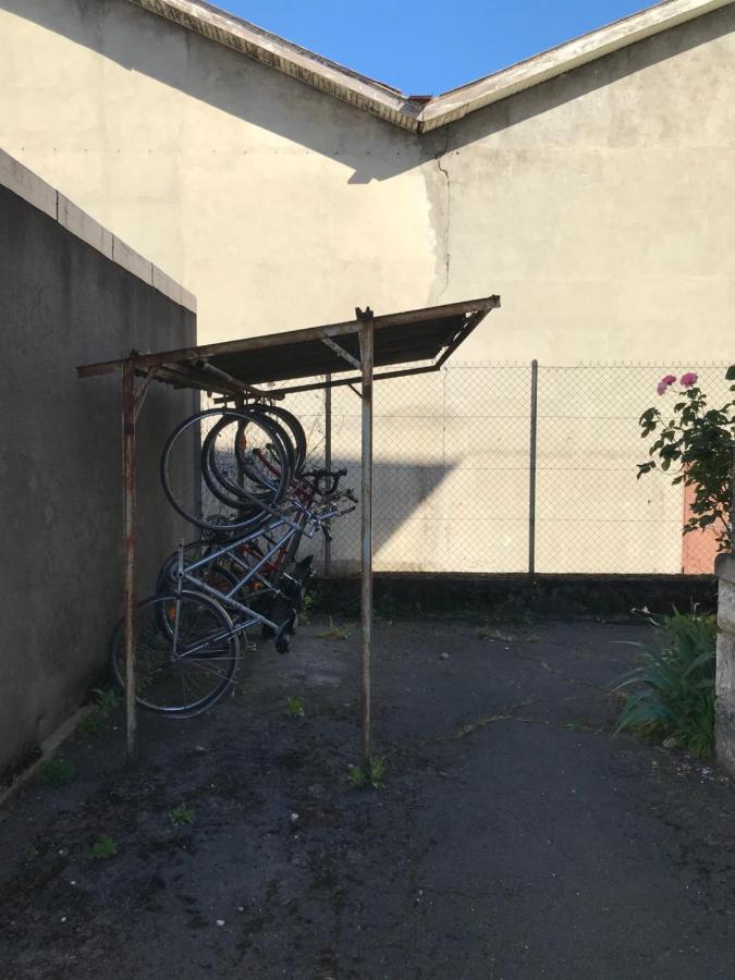 Appartement Un petit bout de rêve, balcon, parking&proche centre à Annecy Extérieur photo
